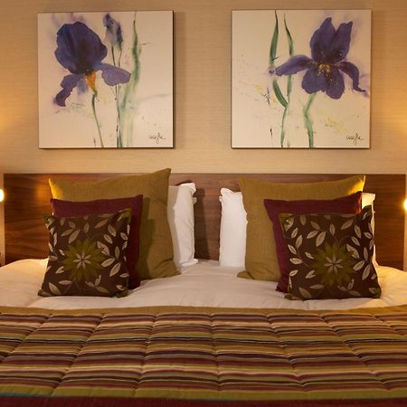 The Bull Hotel; Sure Hotel Collection By Best Western Peterborough Exterior foto