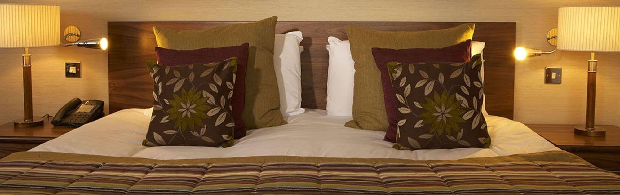 The Bull Hotel; Sure Hotel Collection By Best Western Peterborough Exterior foto
