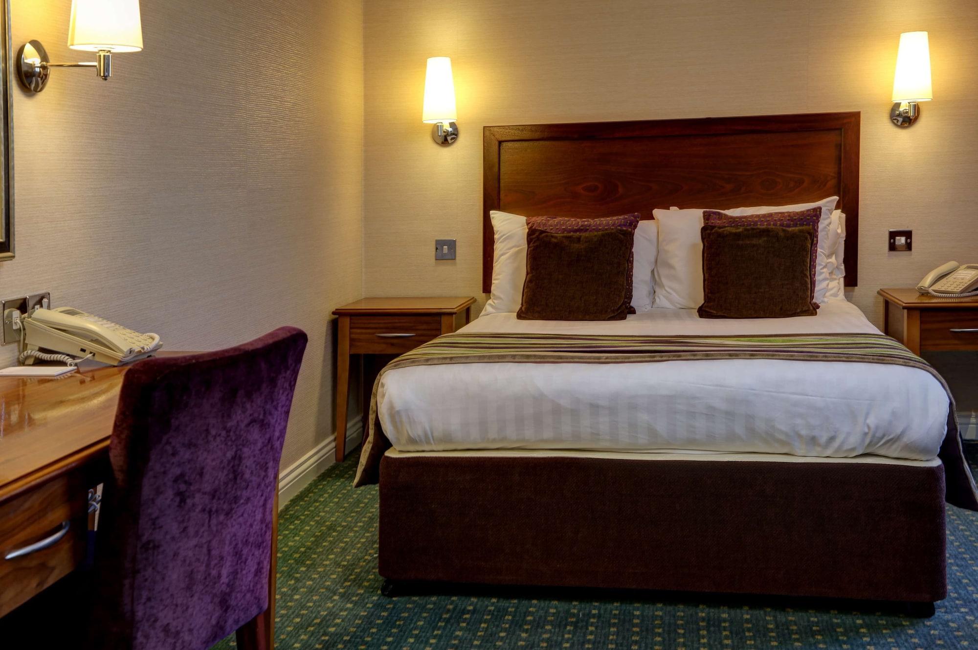 The Bull Hotel; Sure Hotel Collection By Best Western Peterborough Exterior foto